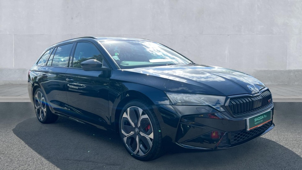Main listing image - Skoda Octavia Estate