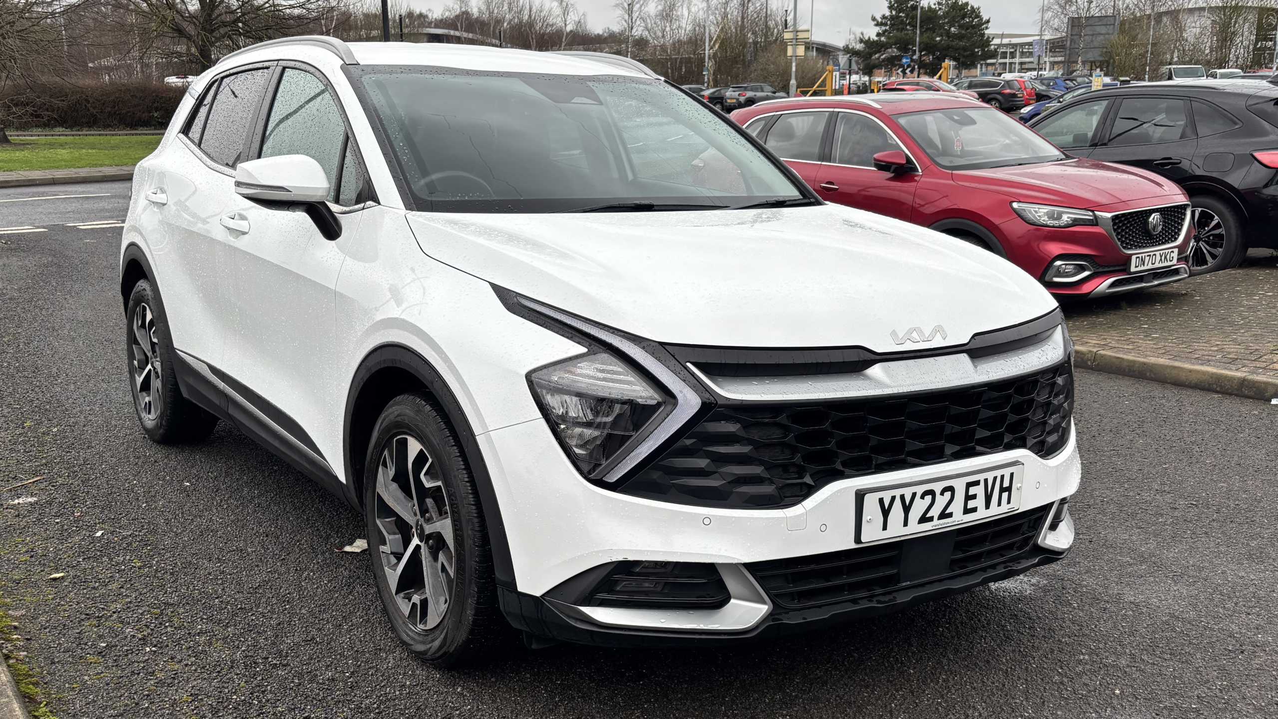 Main listing image - Kia Sportage