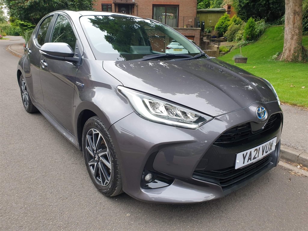 Main listing image - Toyota Yaris