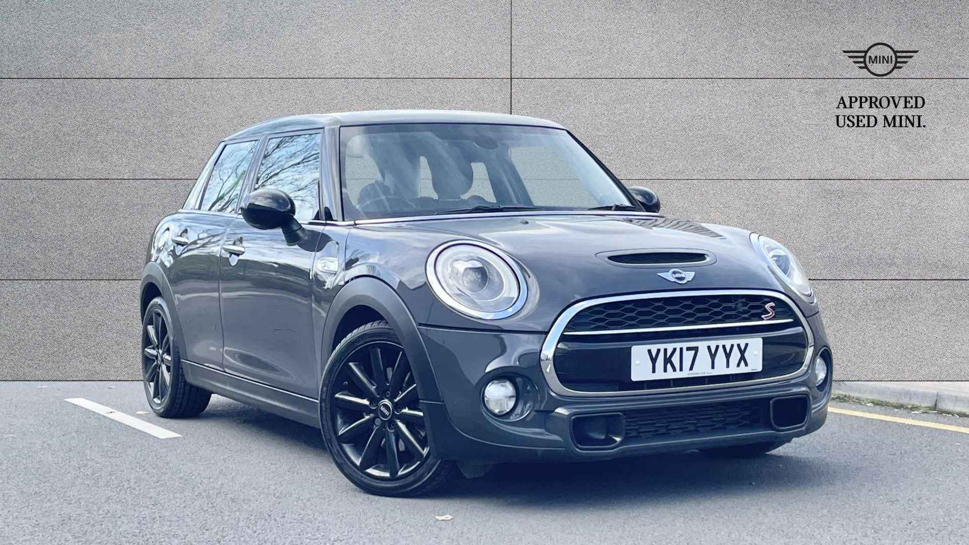 Main listing image - MINI Hatchback 5dr