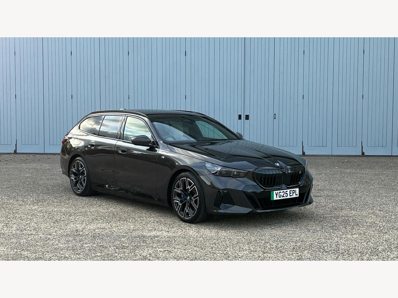 Main listing image - BMW i5