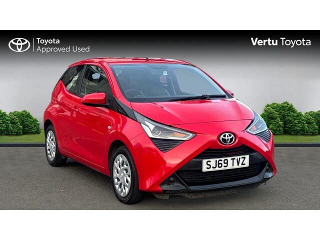 Main listing image - Toyota Aygo