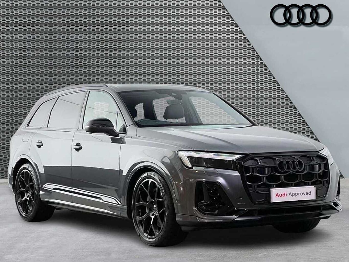 Main listing image - Audi Q7