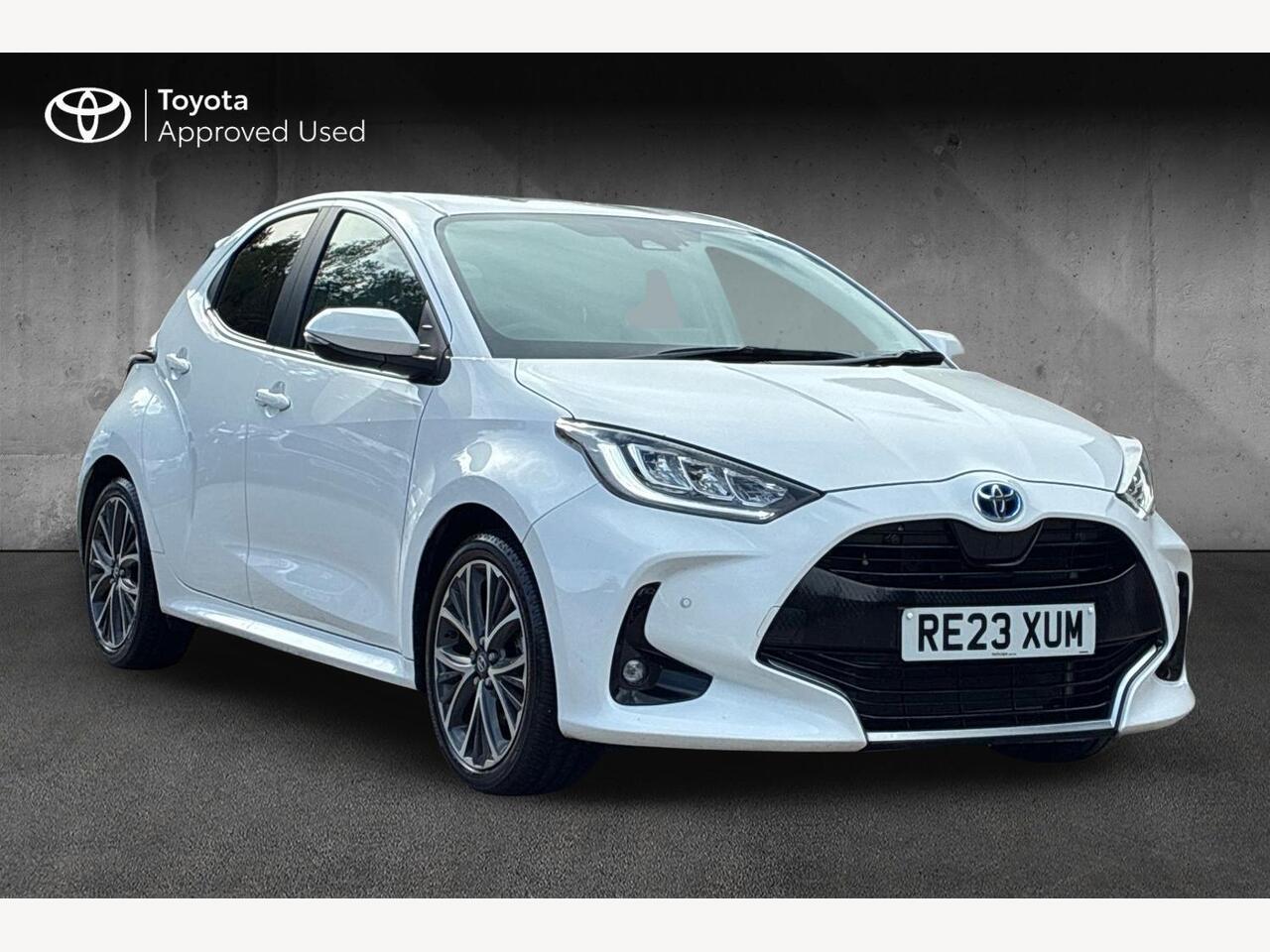 Main listing image - Toyota Yaris