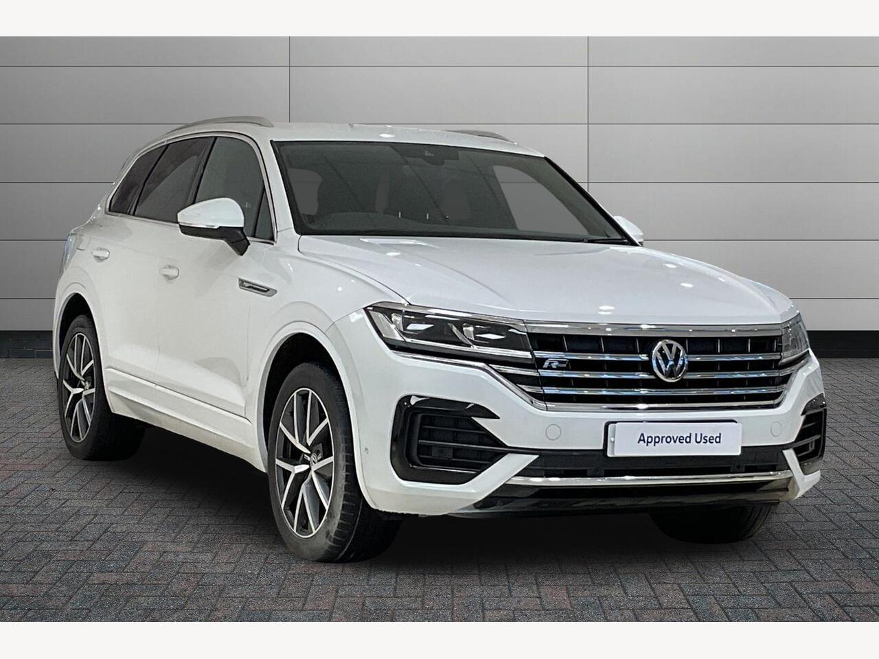 Main listing image - Volkswagen Touareg