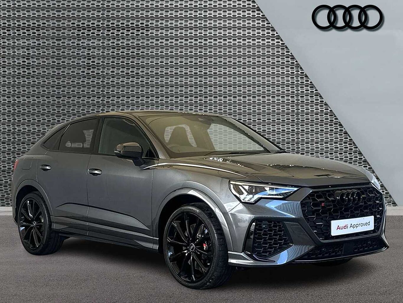 Main listing image - Audi RS Q3