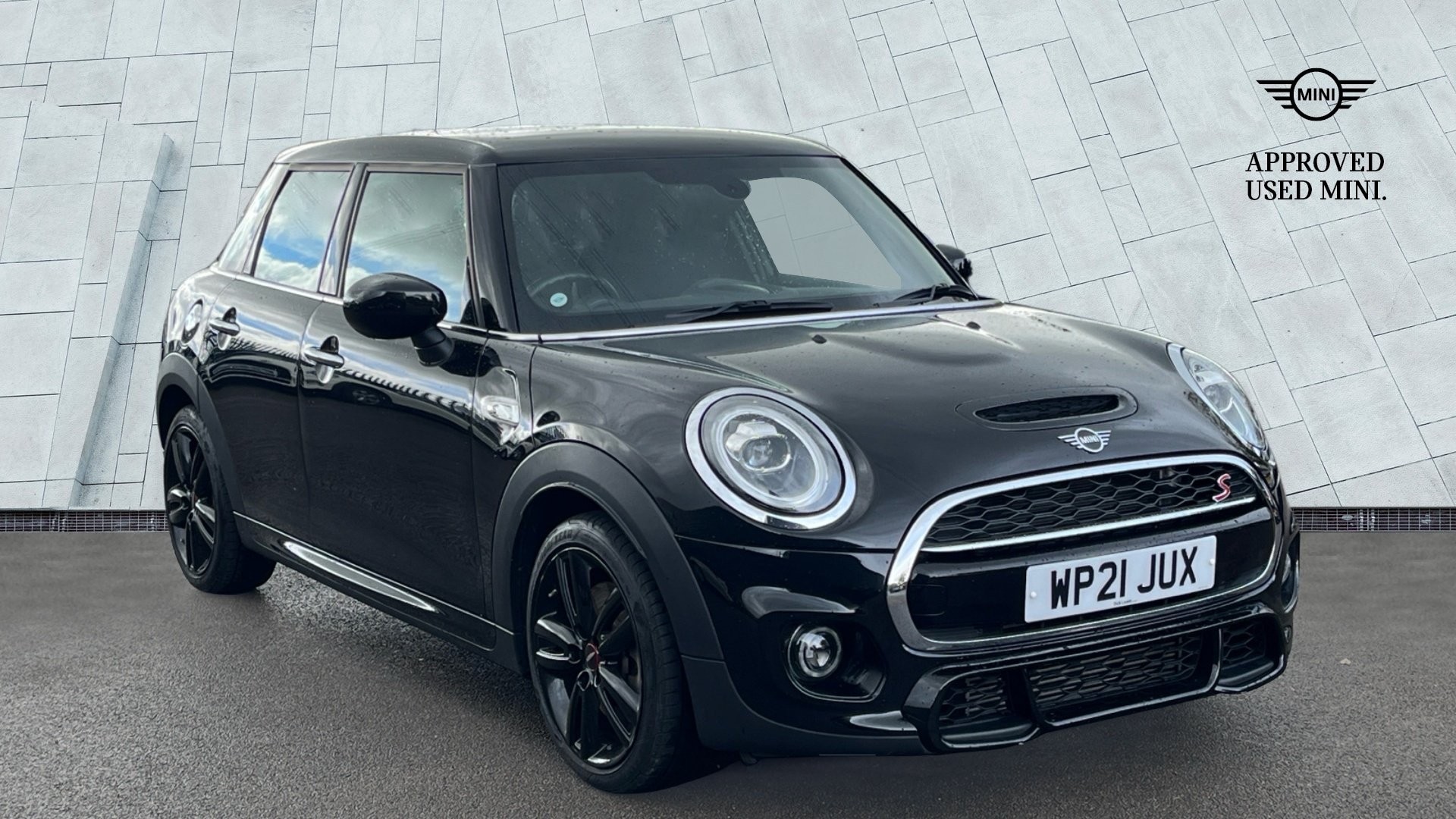 Main listing image - MINI Hatchback