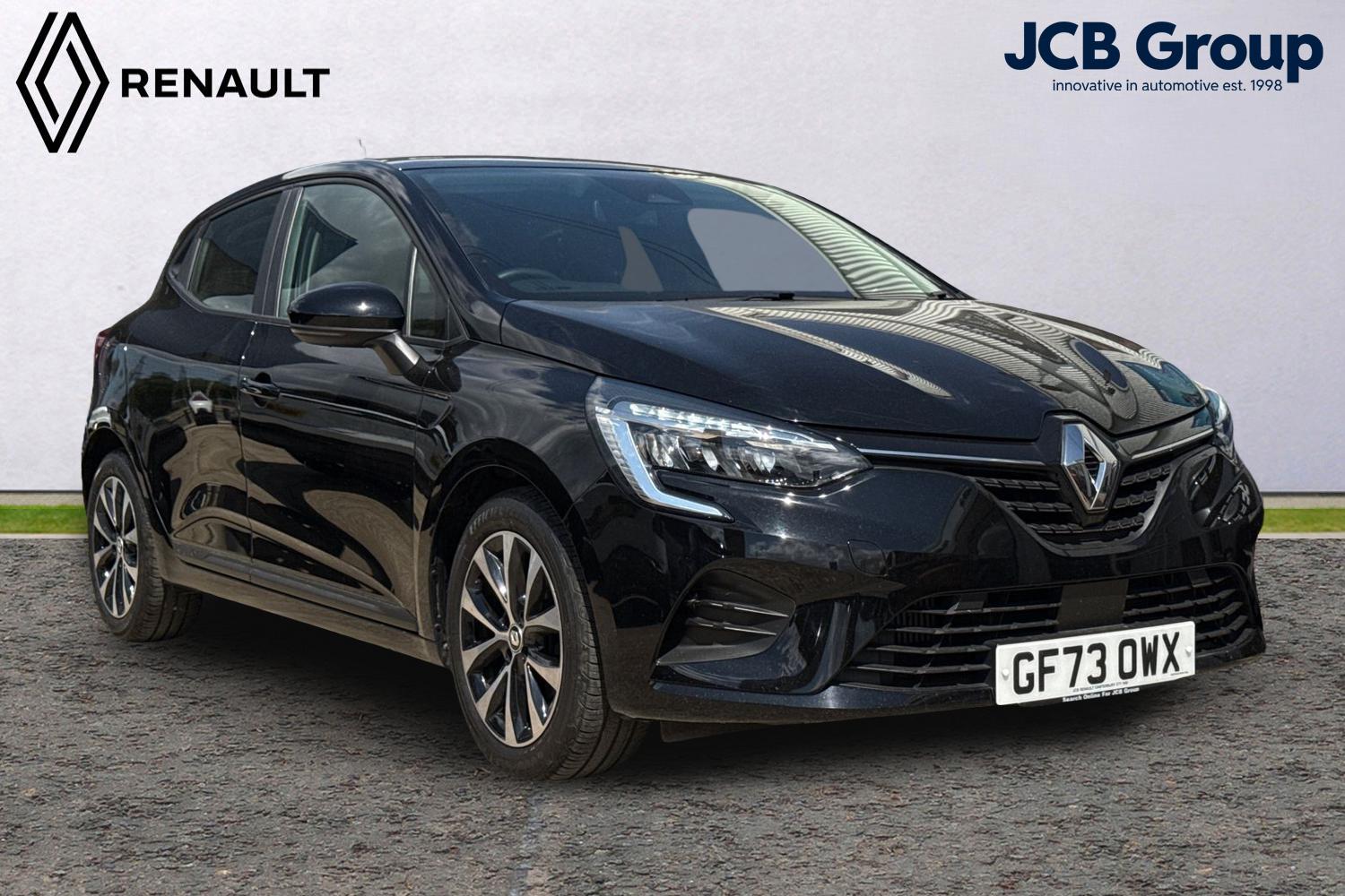Main listing image - Renault Clio