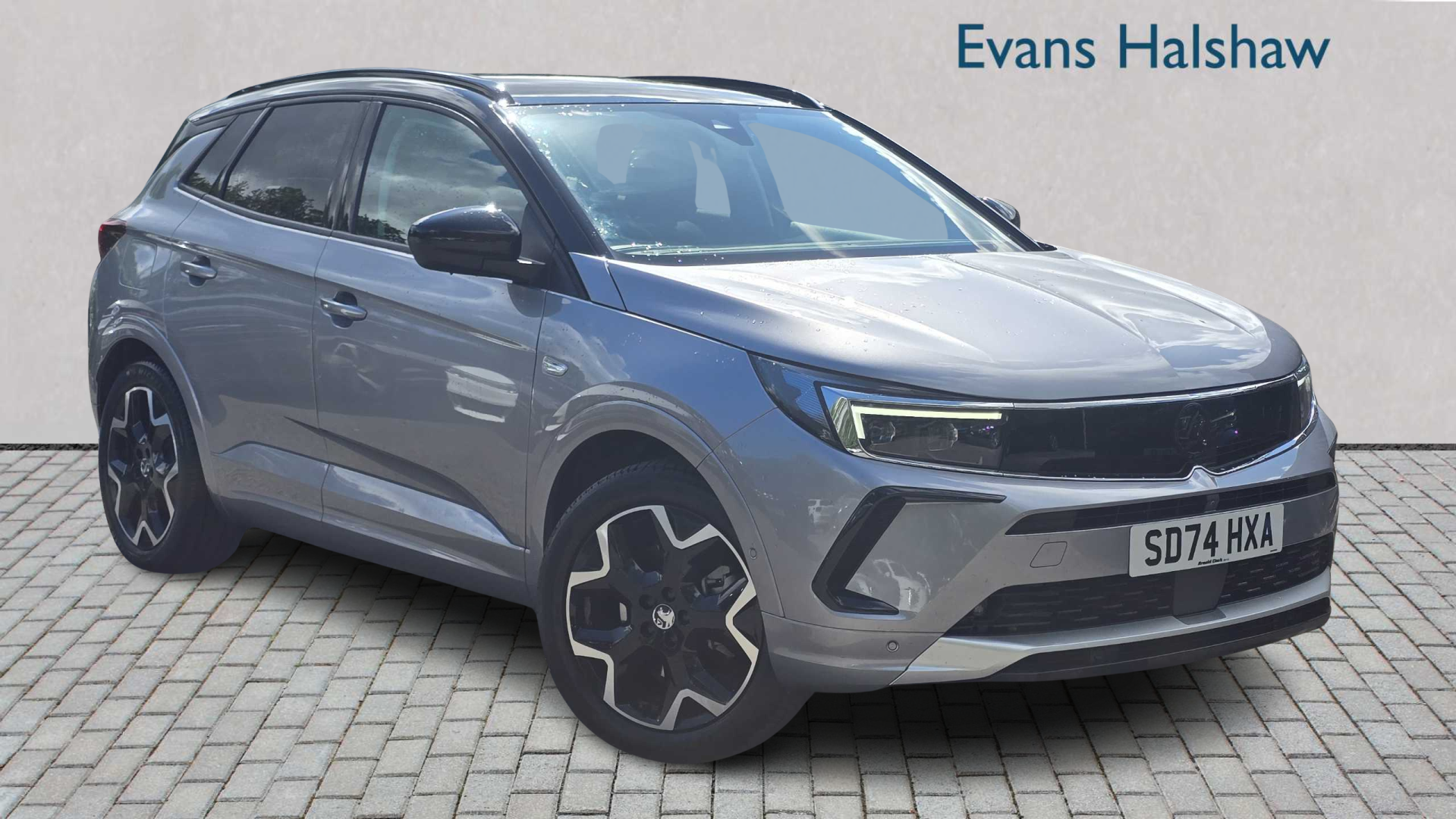 Main listing image - Vauxhall Grandland
