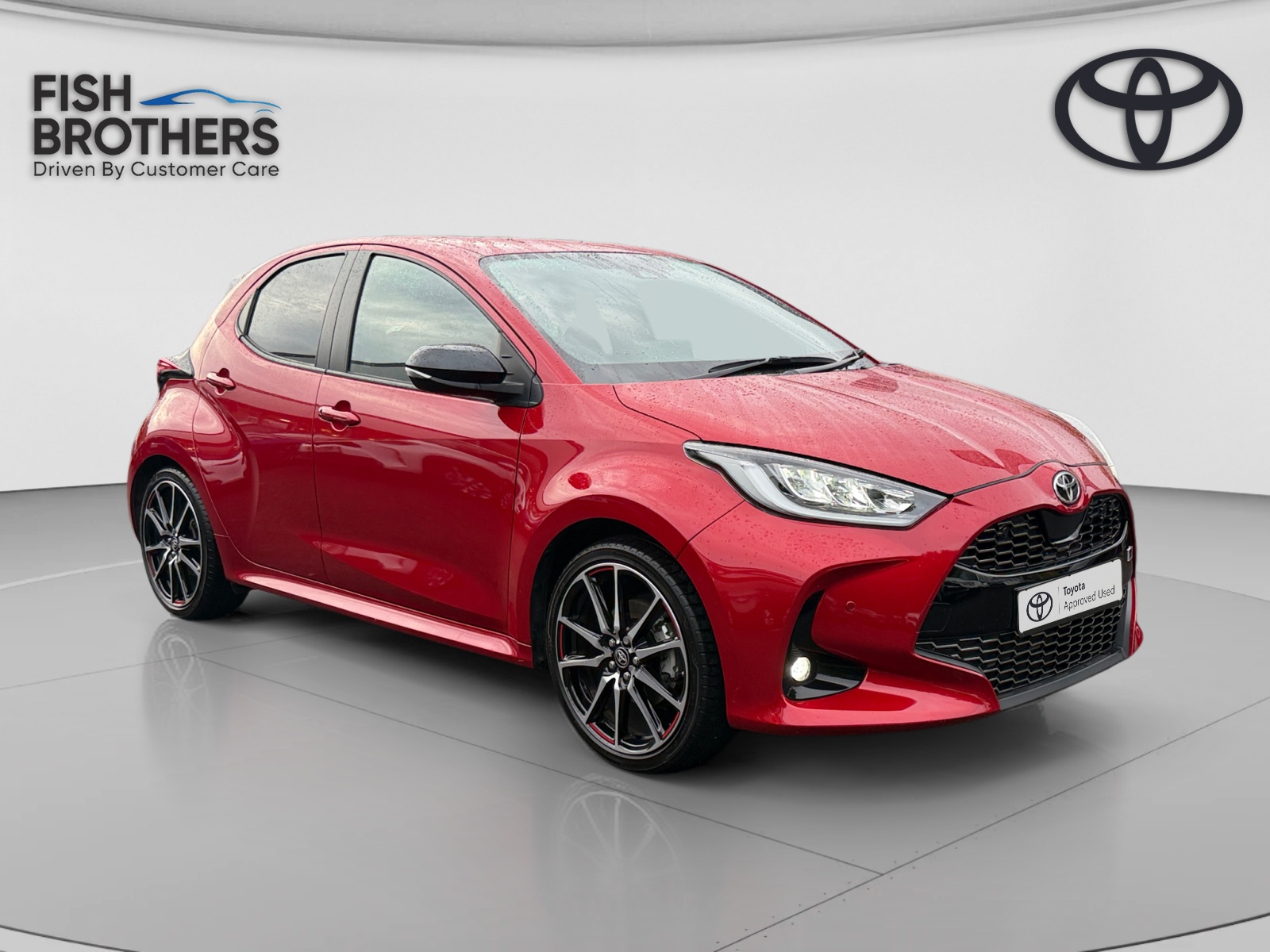 Main listing image - Toyota Yaris