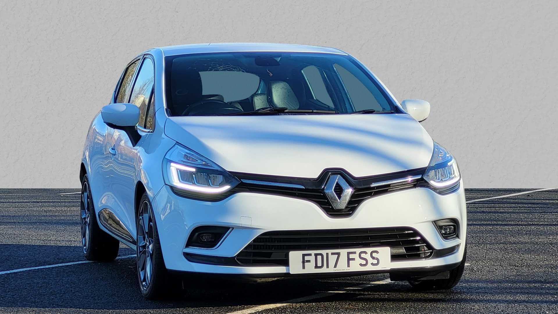 Main listing image - Renault Clio