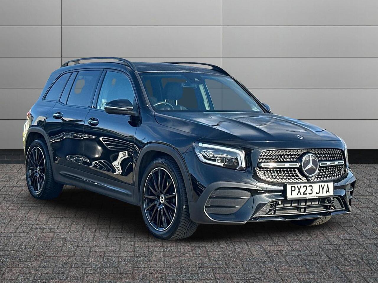 Main listing image - Mercedes-Benz GLB