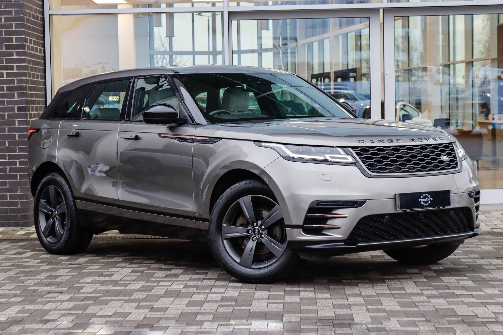 Main listing image - Land Rover Range Rover Velar