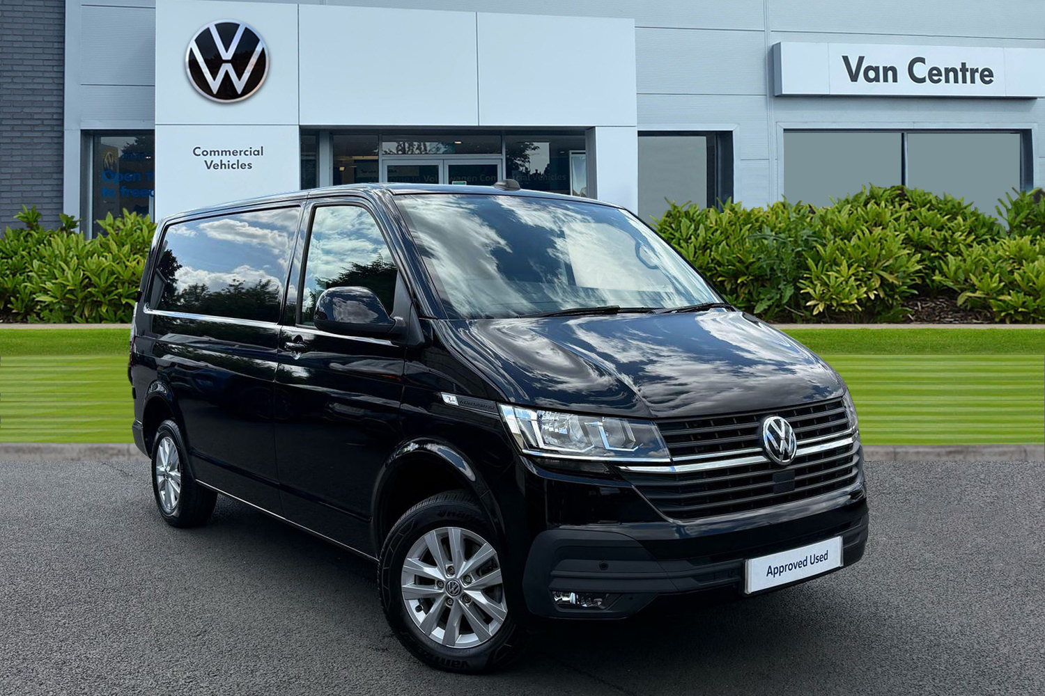 Main listing image - Volkswagen Transporter