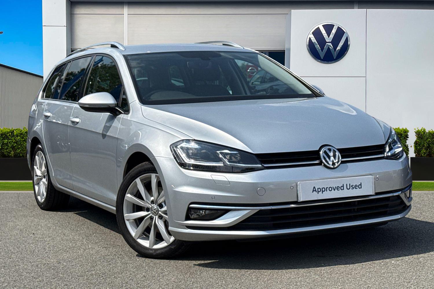 Main listing image - Volkswagen Golf Estate