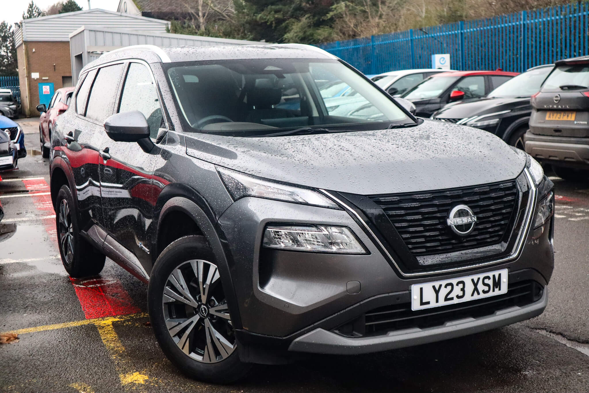 Main listing image - Nissan X-Trail