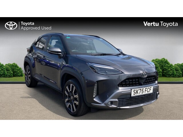 Main listing image - Toyota Yaris Cross
