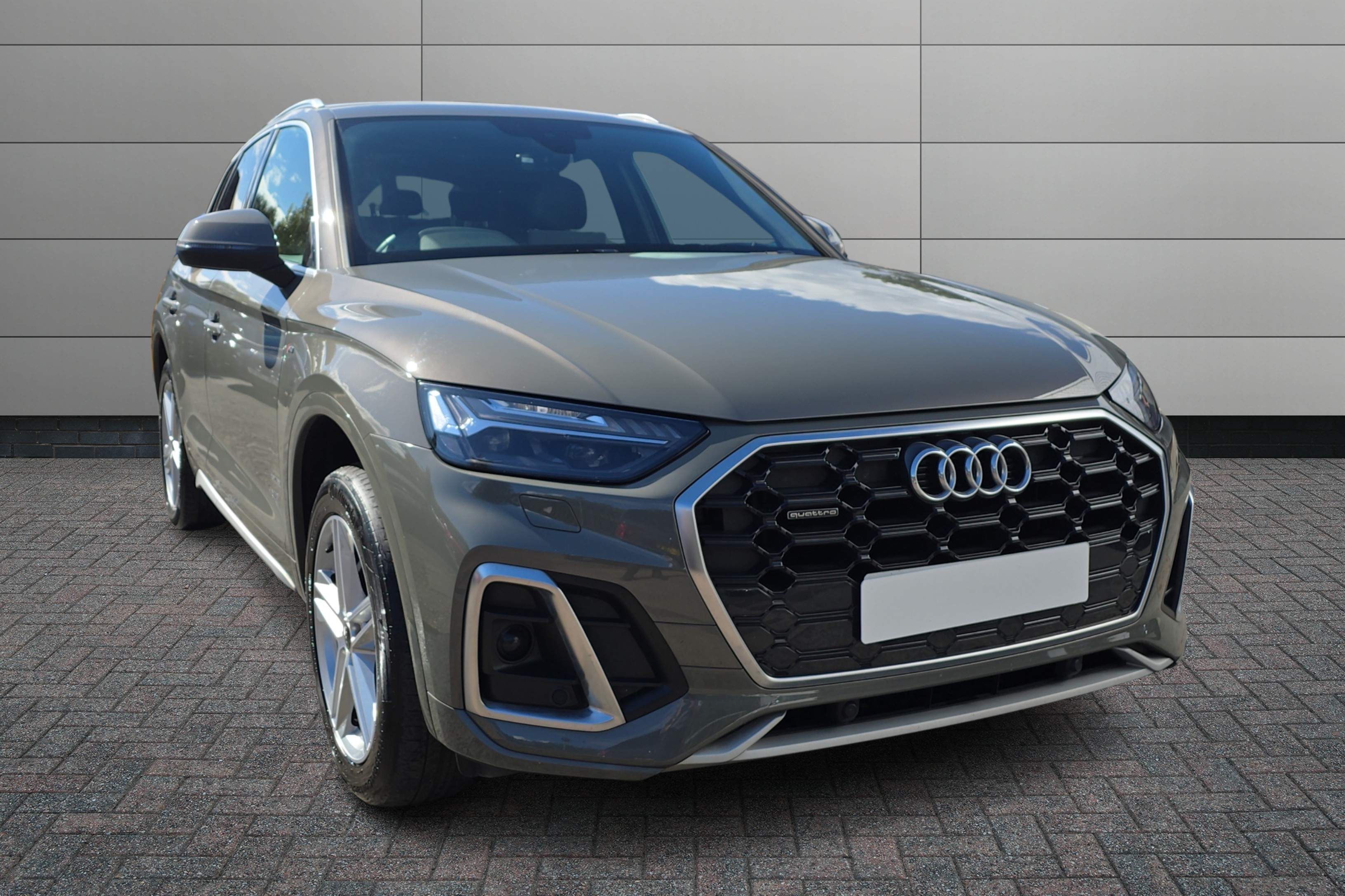 Main listing image - Audi Q5