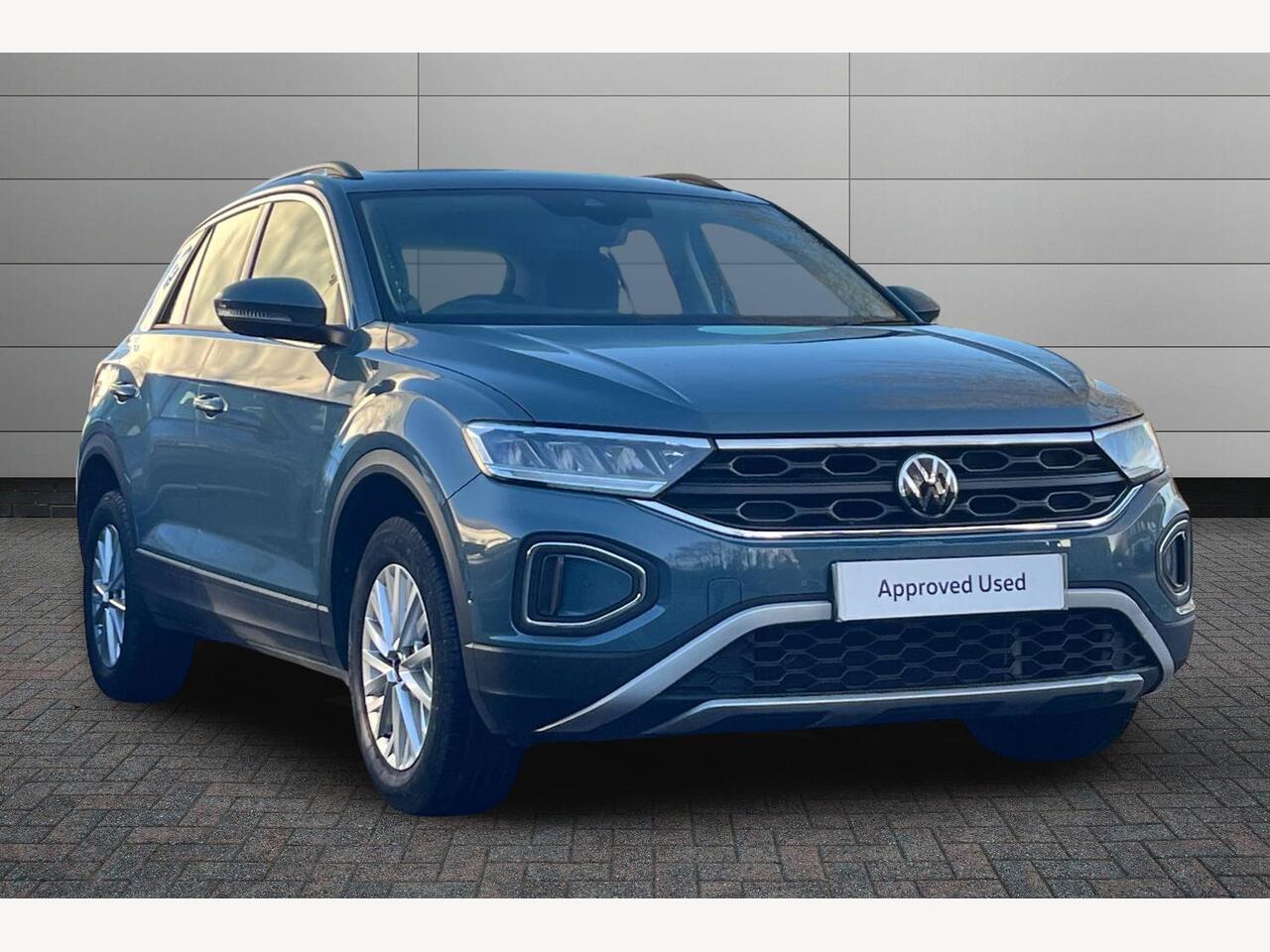 Main listing image - Volkswagen T-Roc
