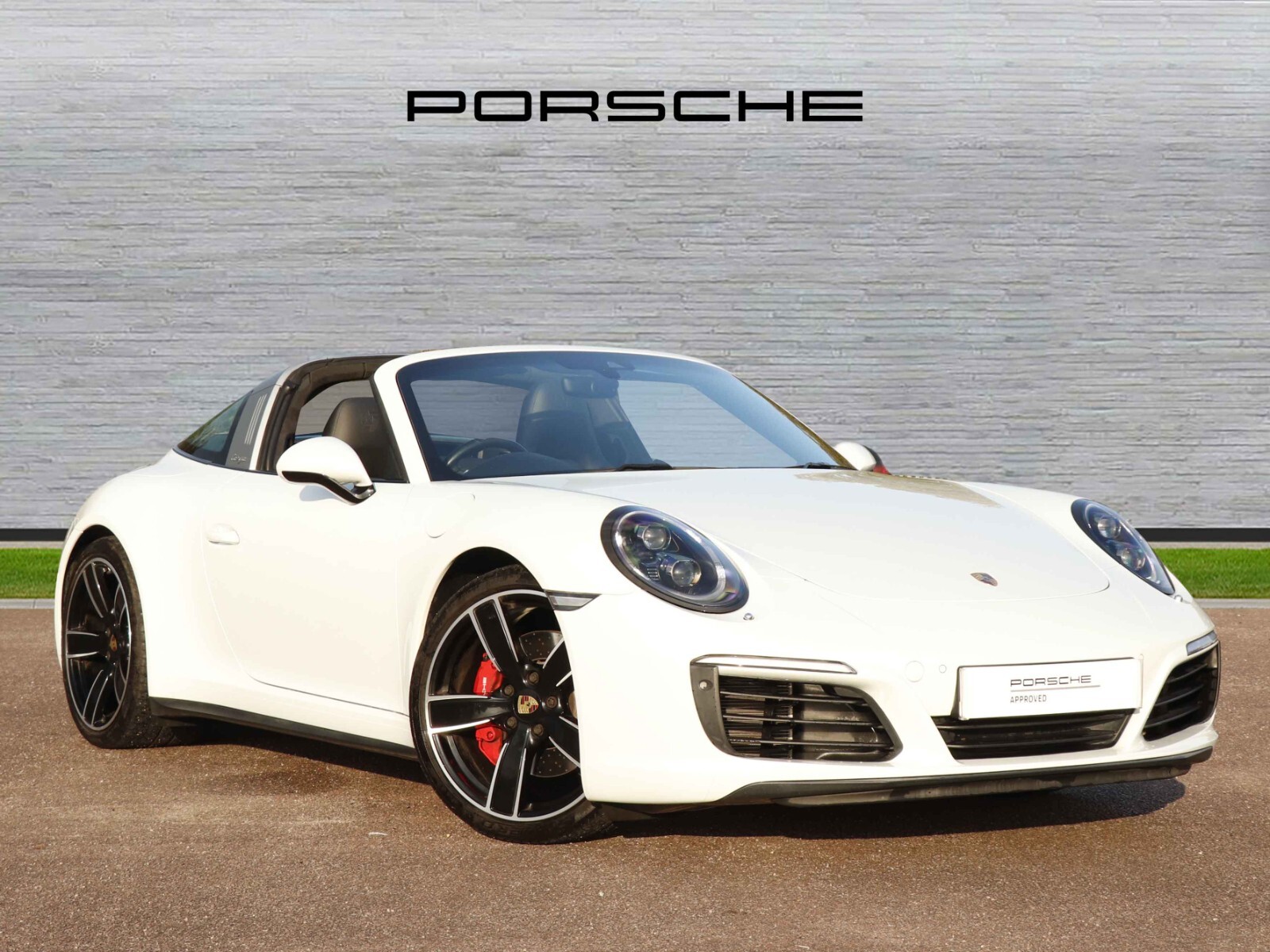 Main listing image - Porsche 911