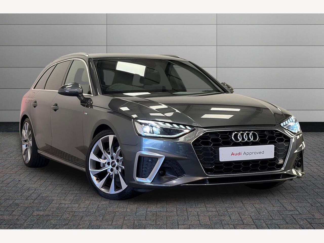 Main listing image - Audi A4
