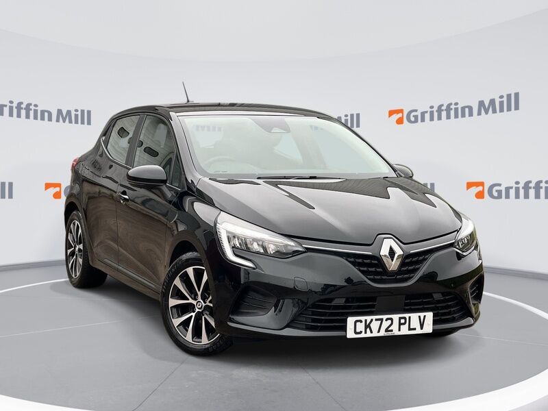 Main listing image - Renault Clio