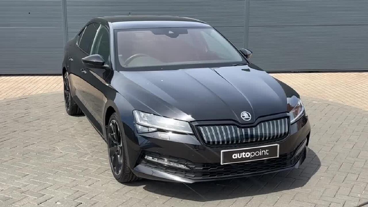 Main listing image - Skoda Superb