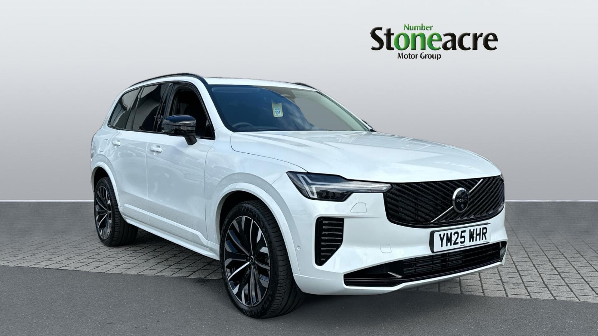 Main listing image - Volvo XC90