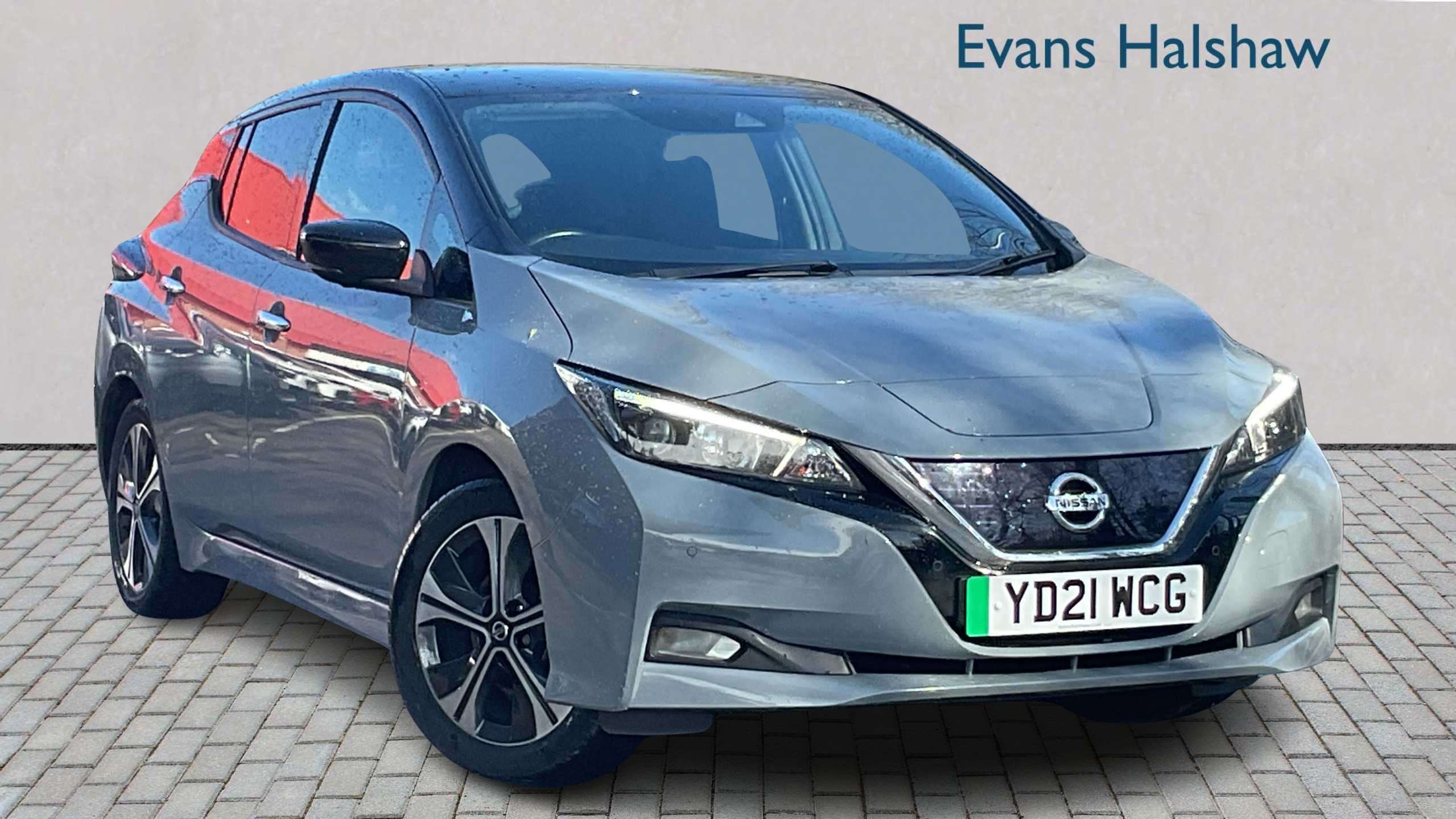 Main listing image - Nissan Leaf