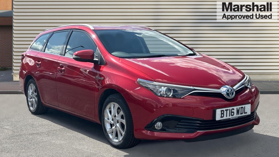 Main listing image - Toyota Auris Touring Sport