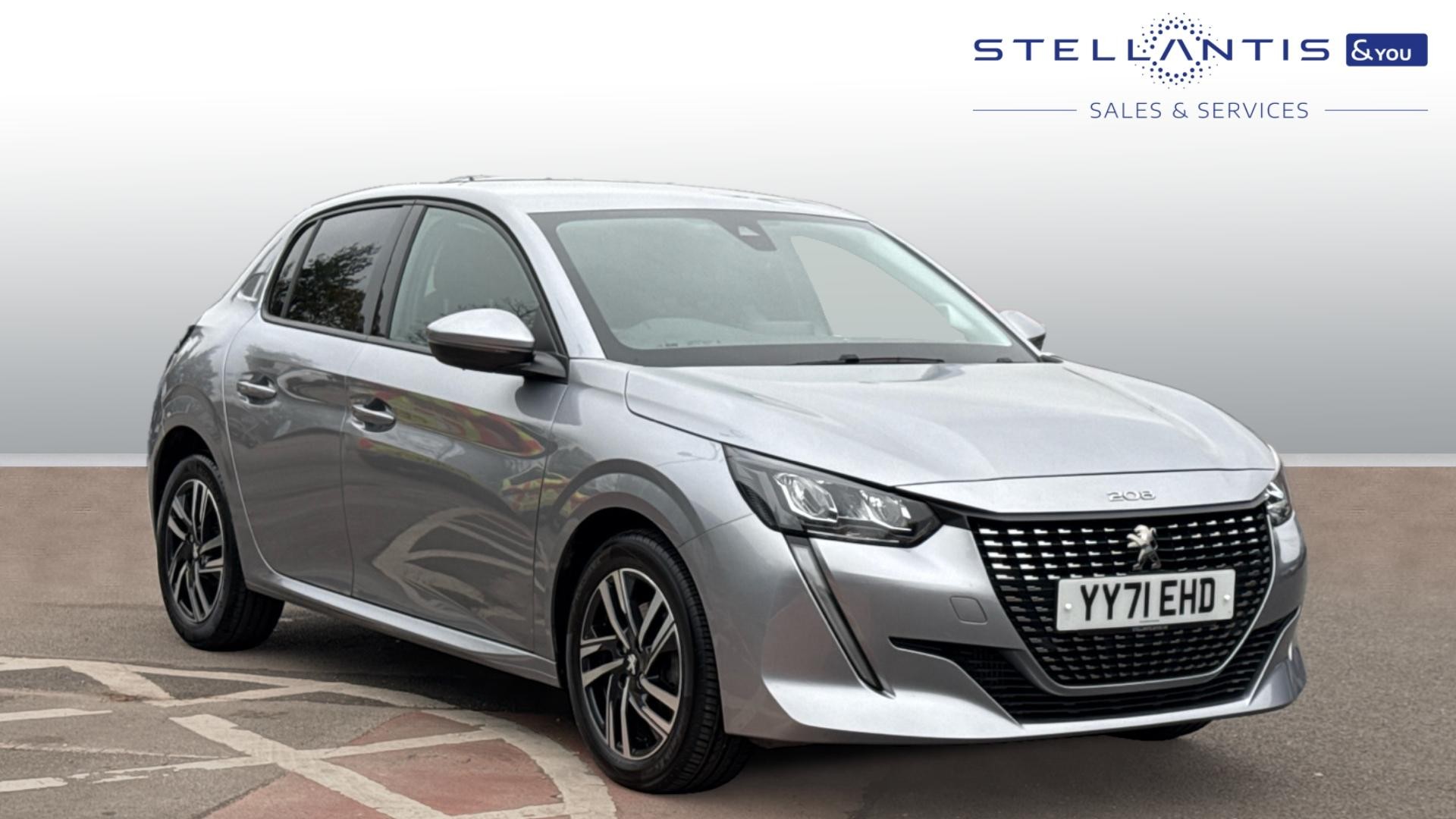 Main listing image - Peugeot 208