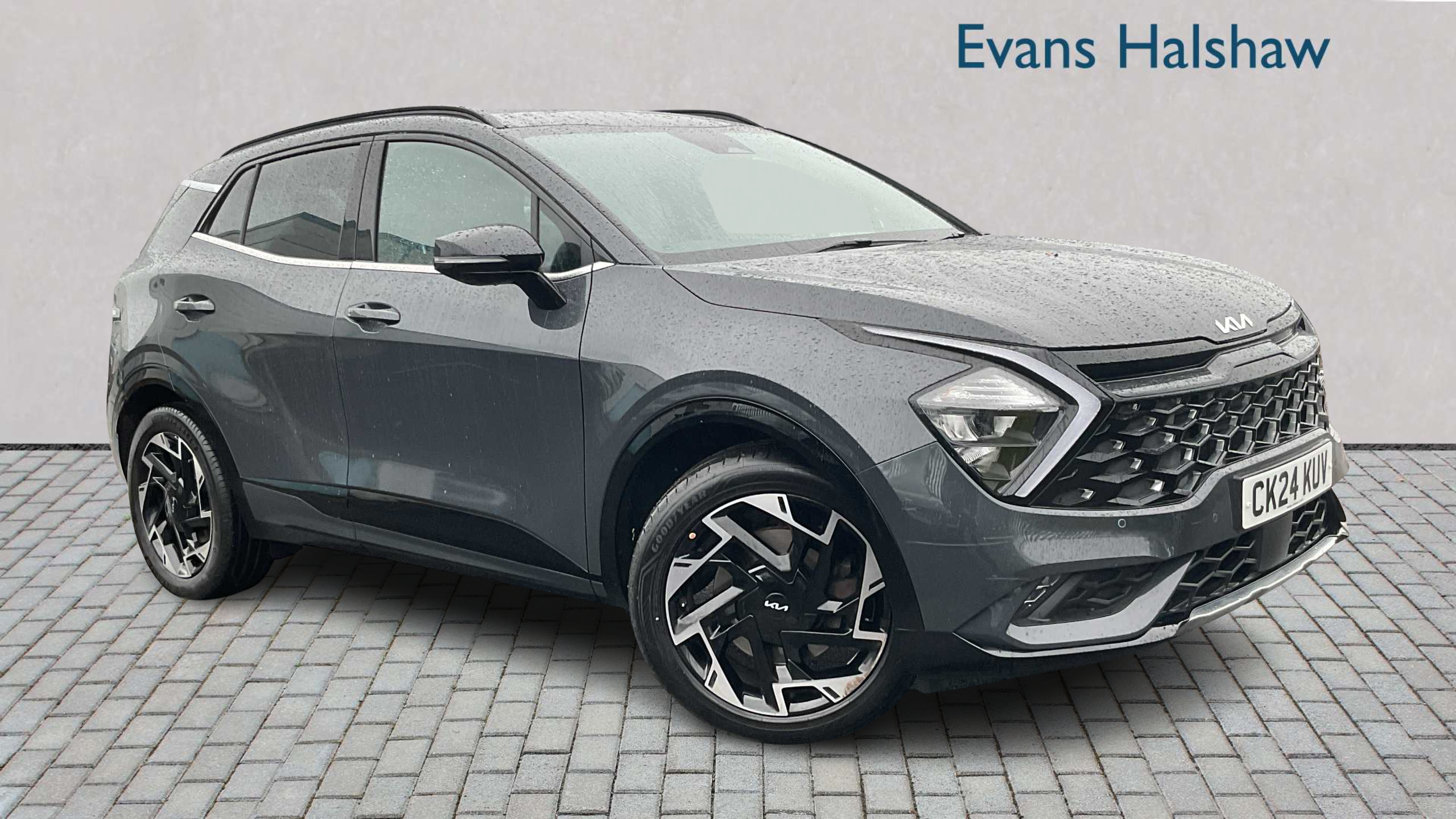 Main listing image - Kia Sportage