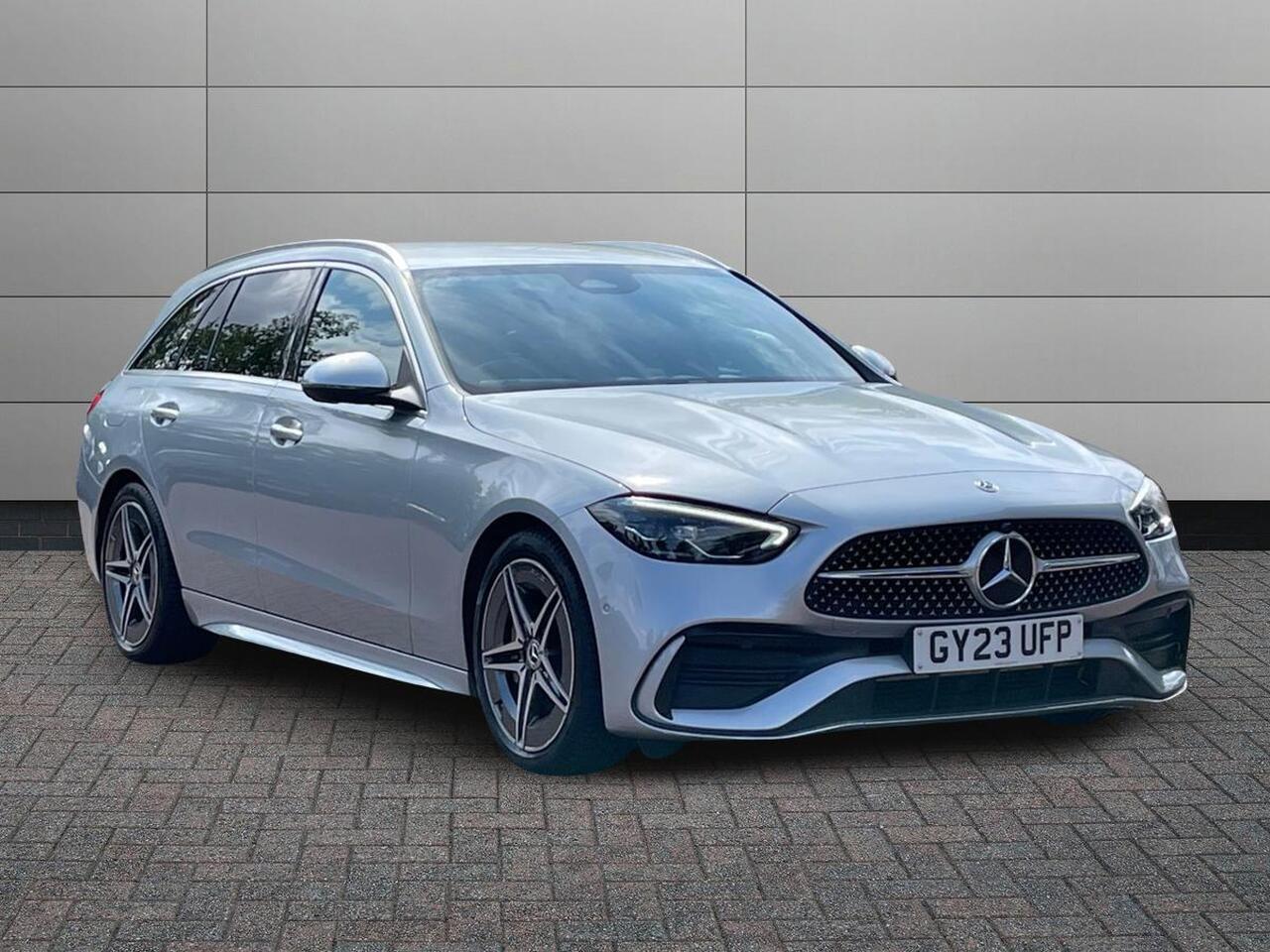 Main listing image - Mercedes-Benz C-Class