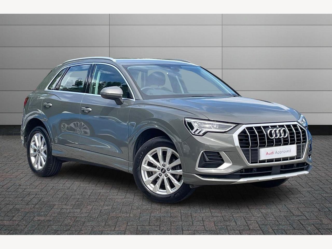 Main listing image - Audi Q3