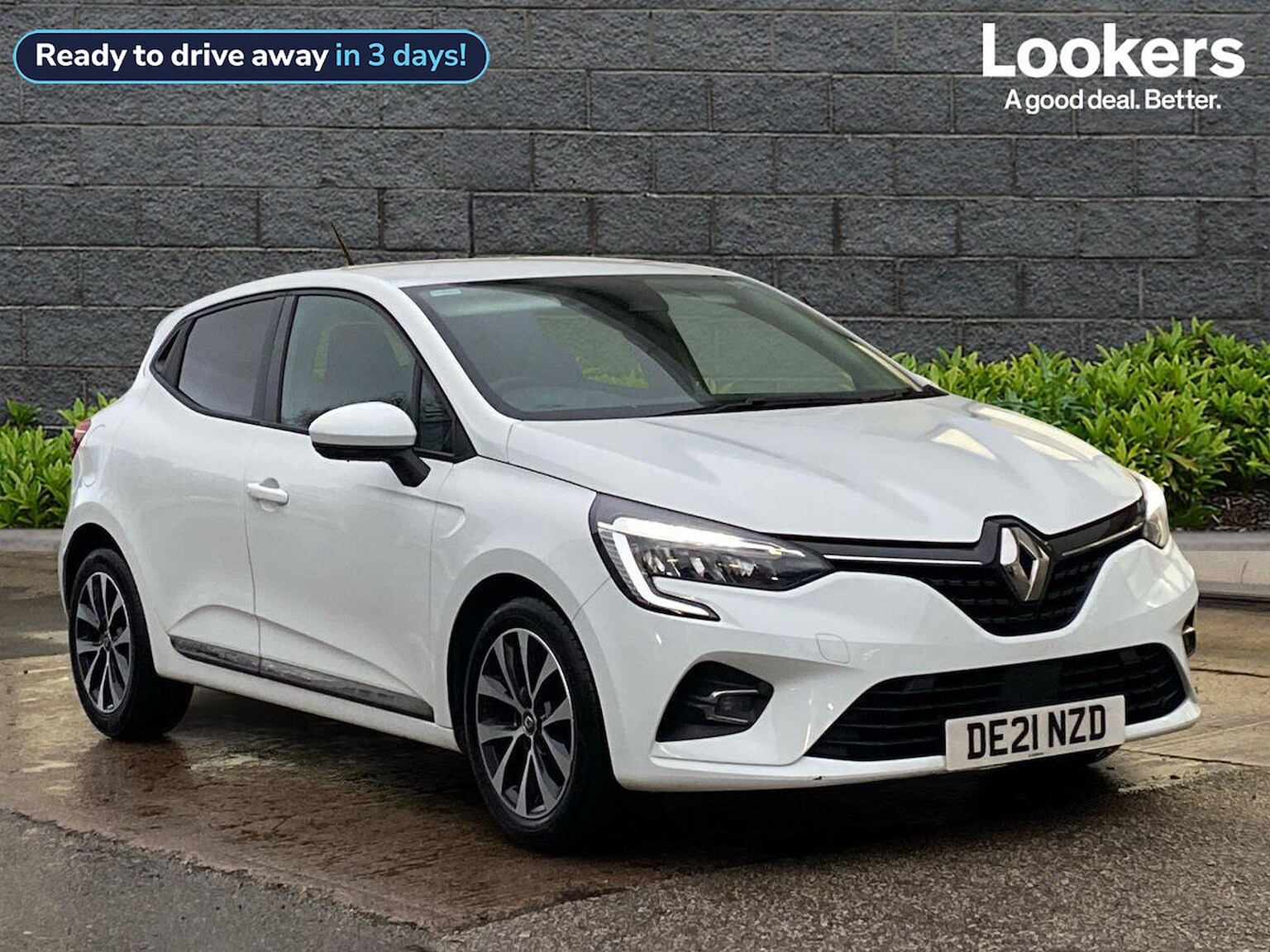 Main listing image - Renault Clio