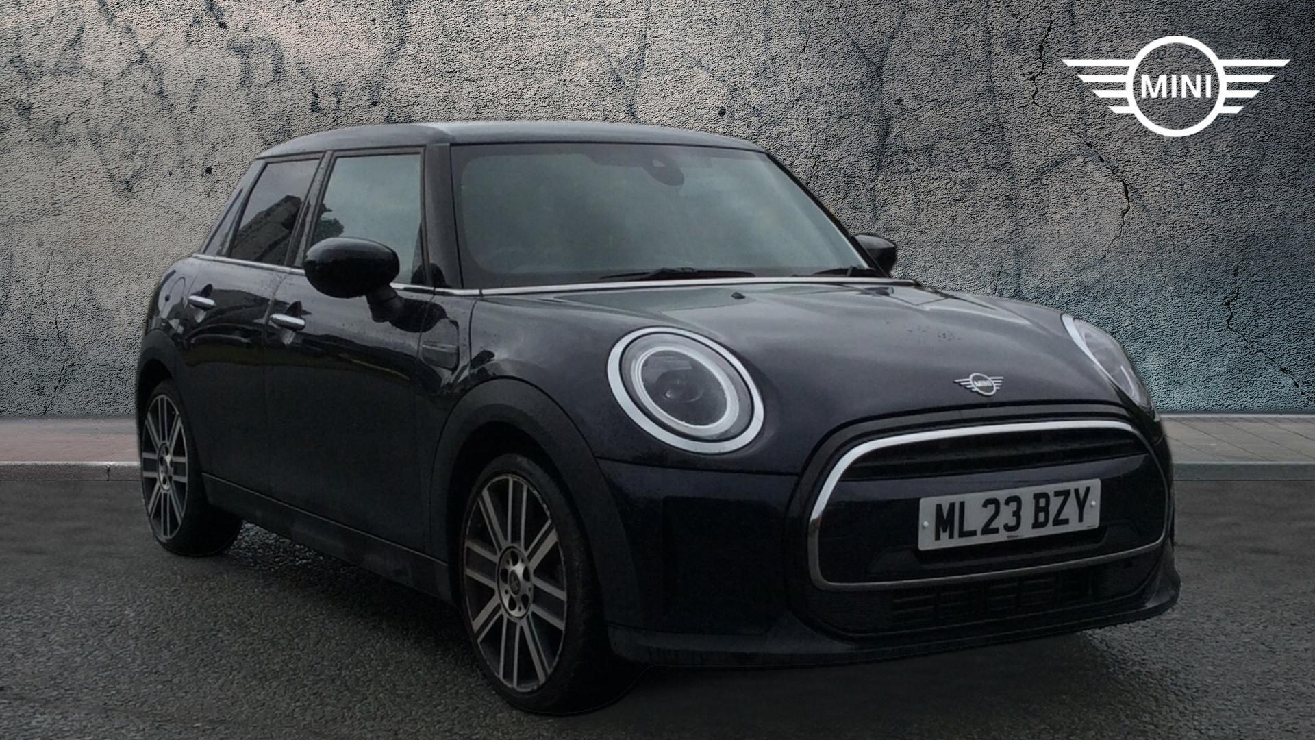 Main listing image - MINI Hatchback 5dr