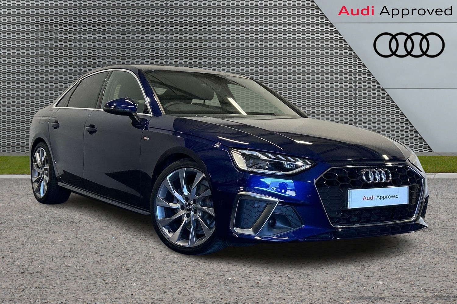 Main listing image - Audi A4