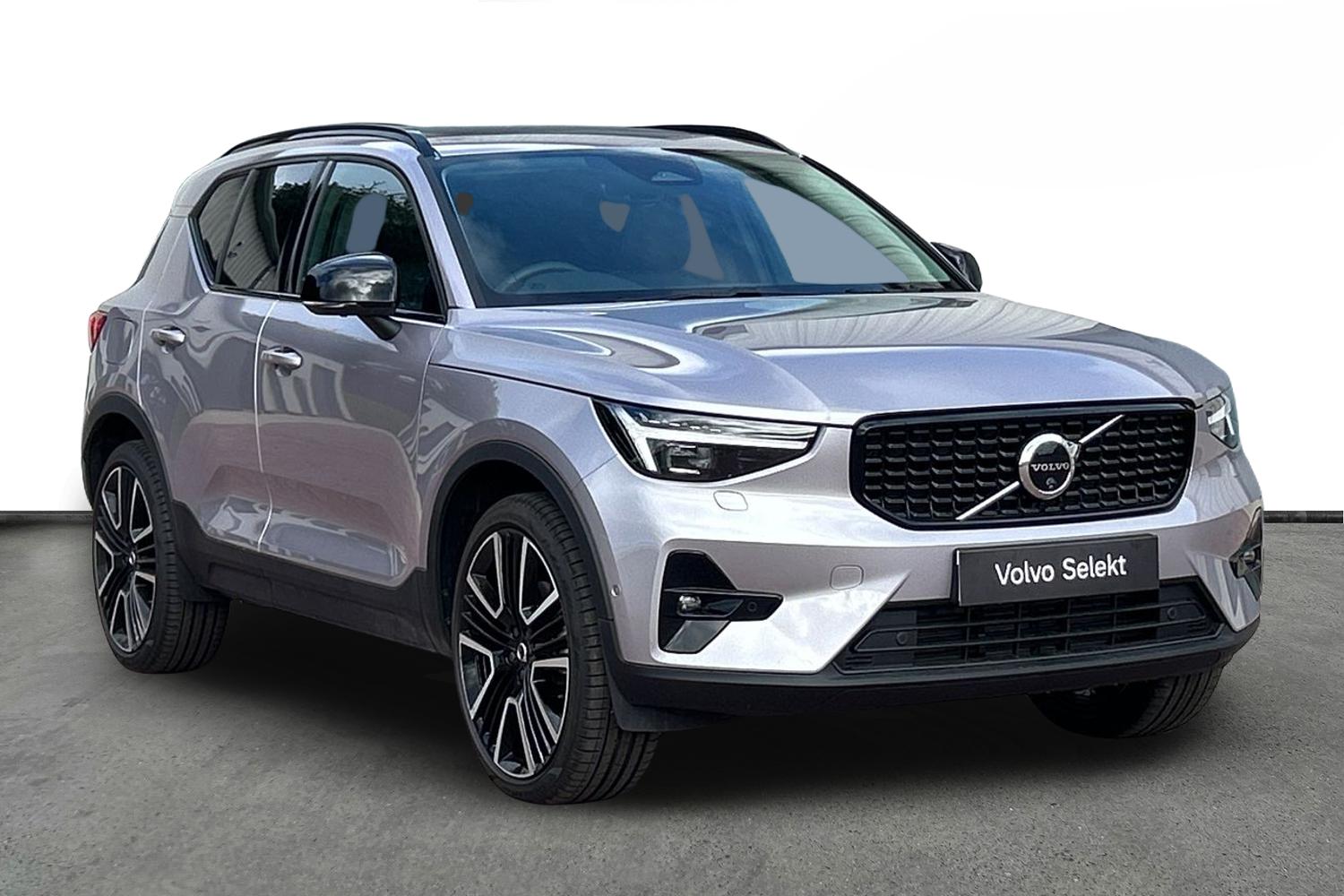 Main listing image - Volvo XC40