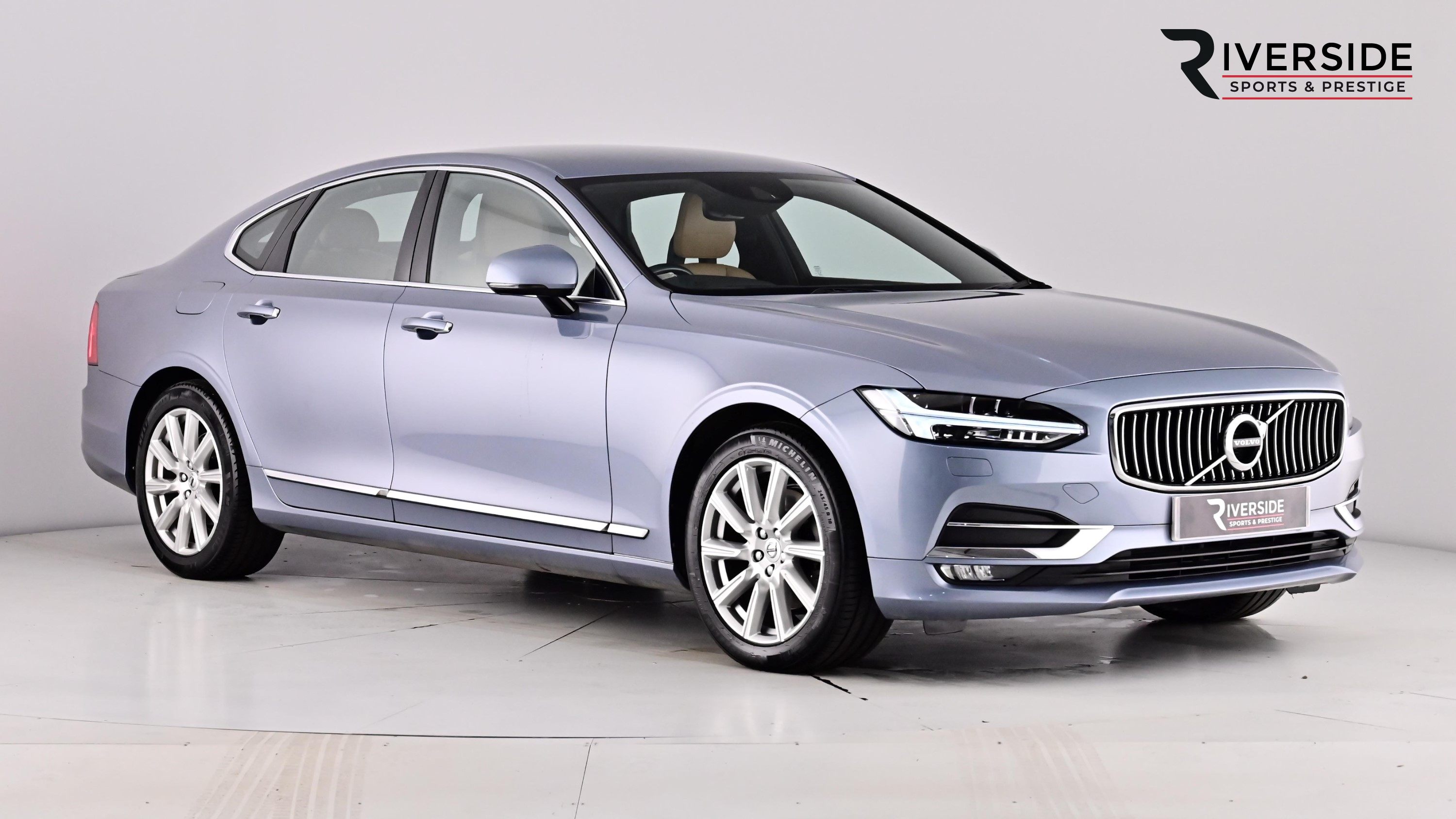 Main listing image - Volvo S90