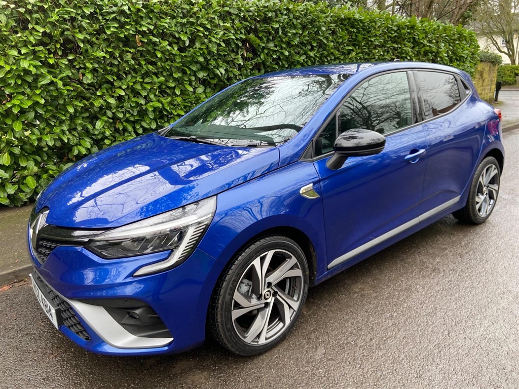 Main listing image - Renault Clio