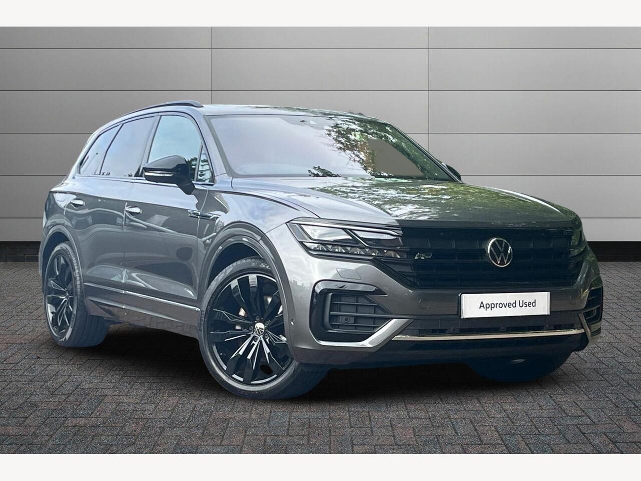 Main listing image - Volkswagen Touareg