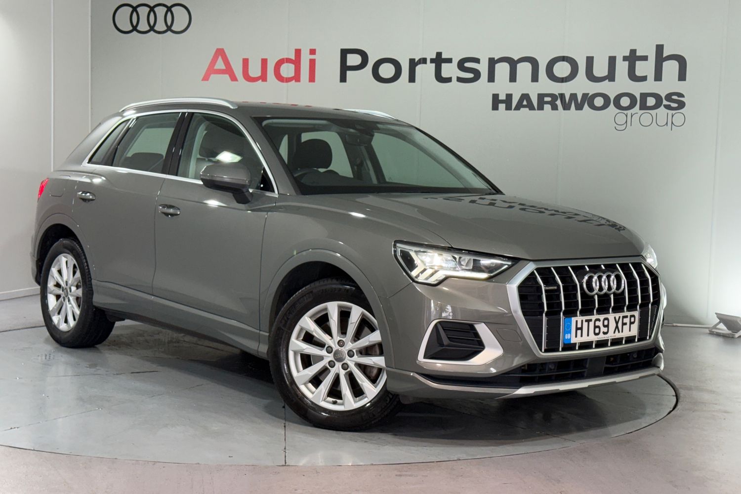 Main listing image - Audi Q3