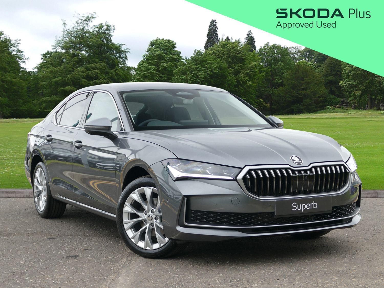 Main listing image - Skoda Superb