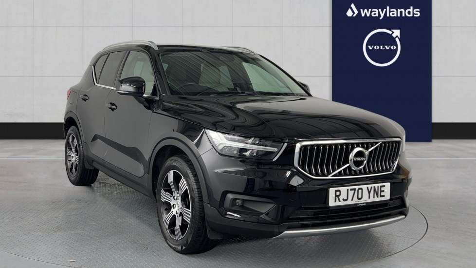 Main listing image - Volvo XC40