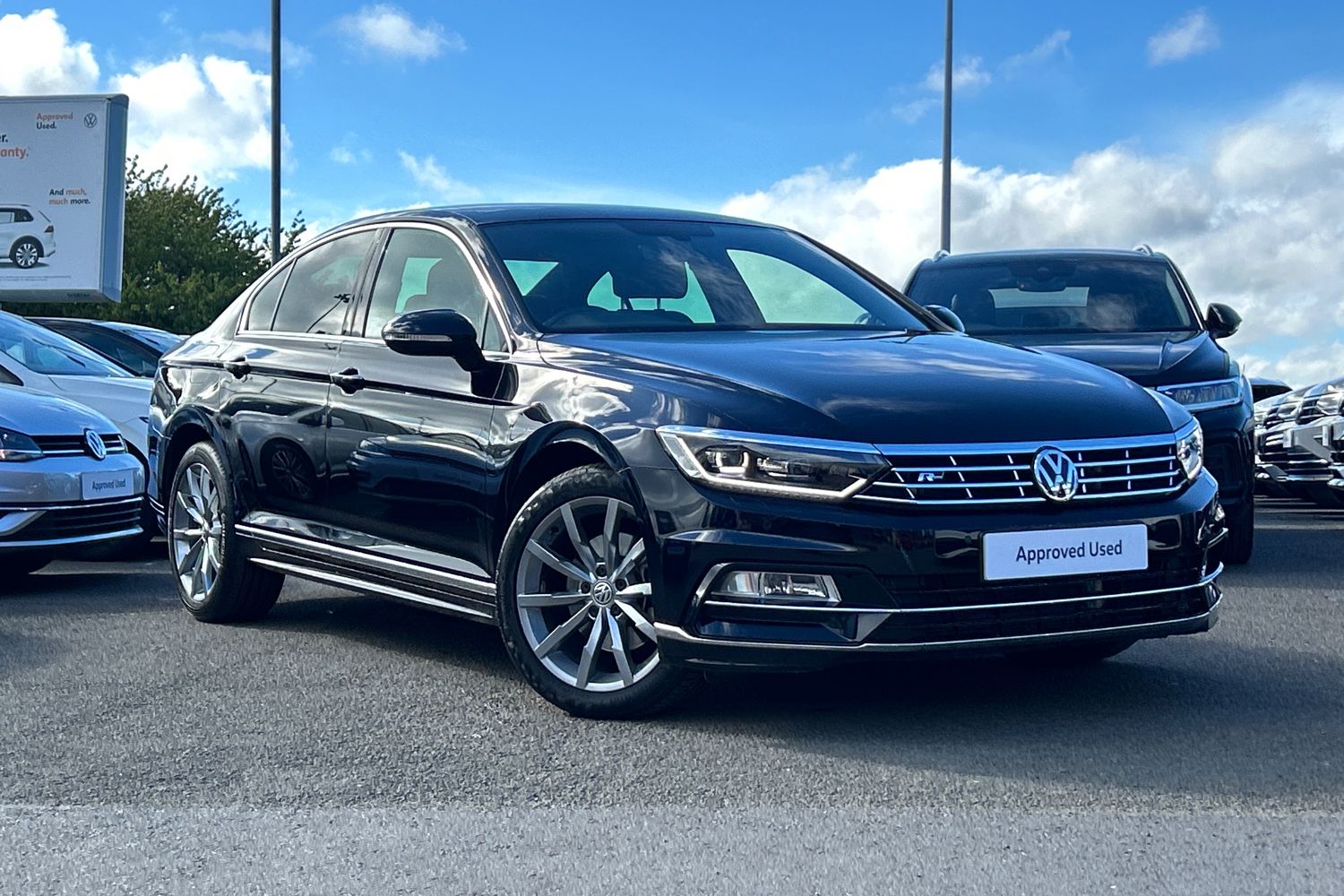 Main listing image - Volkswagen Passat