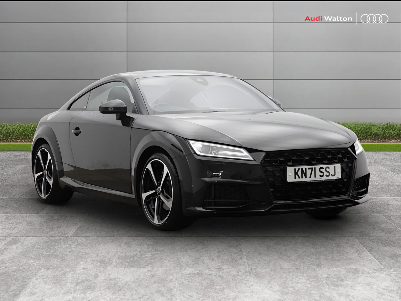 Main listing image - Audi TT