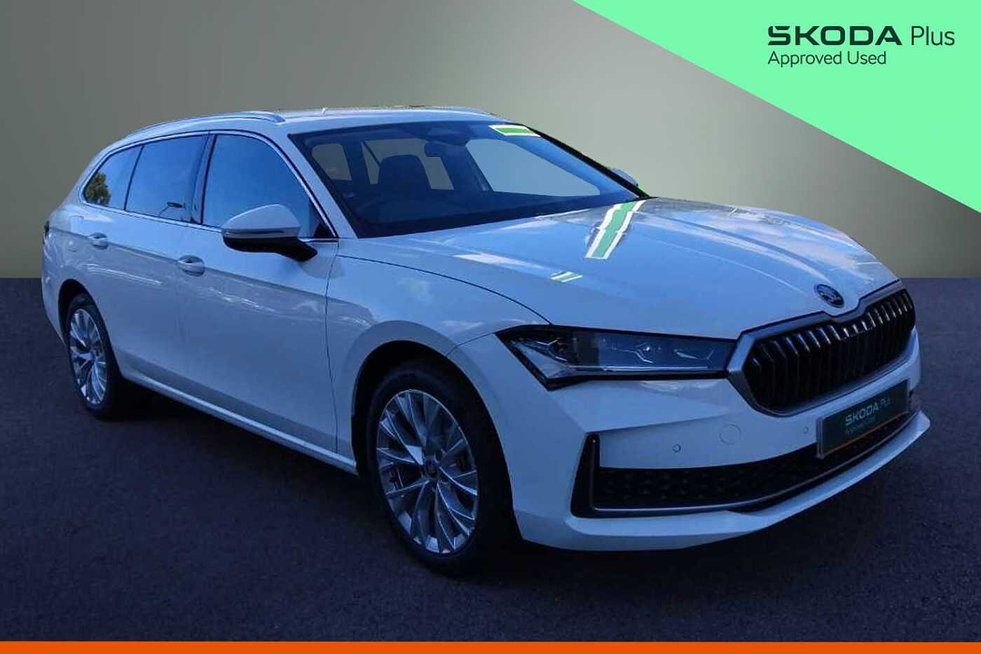 Main listing image - Skoda Superb