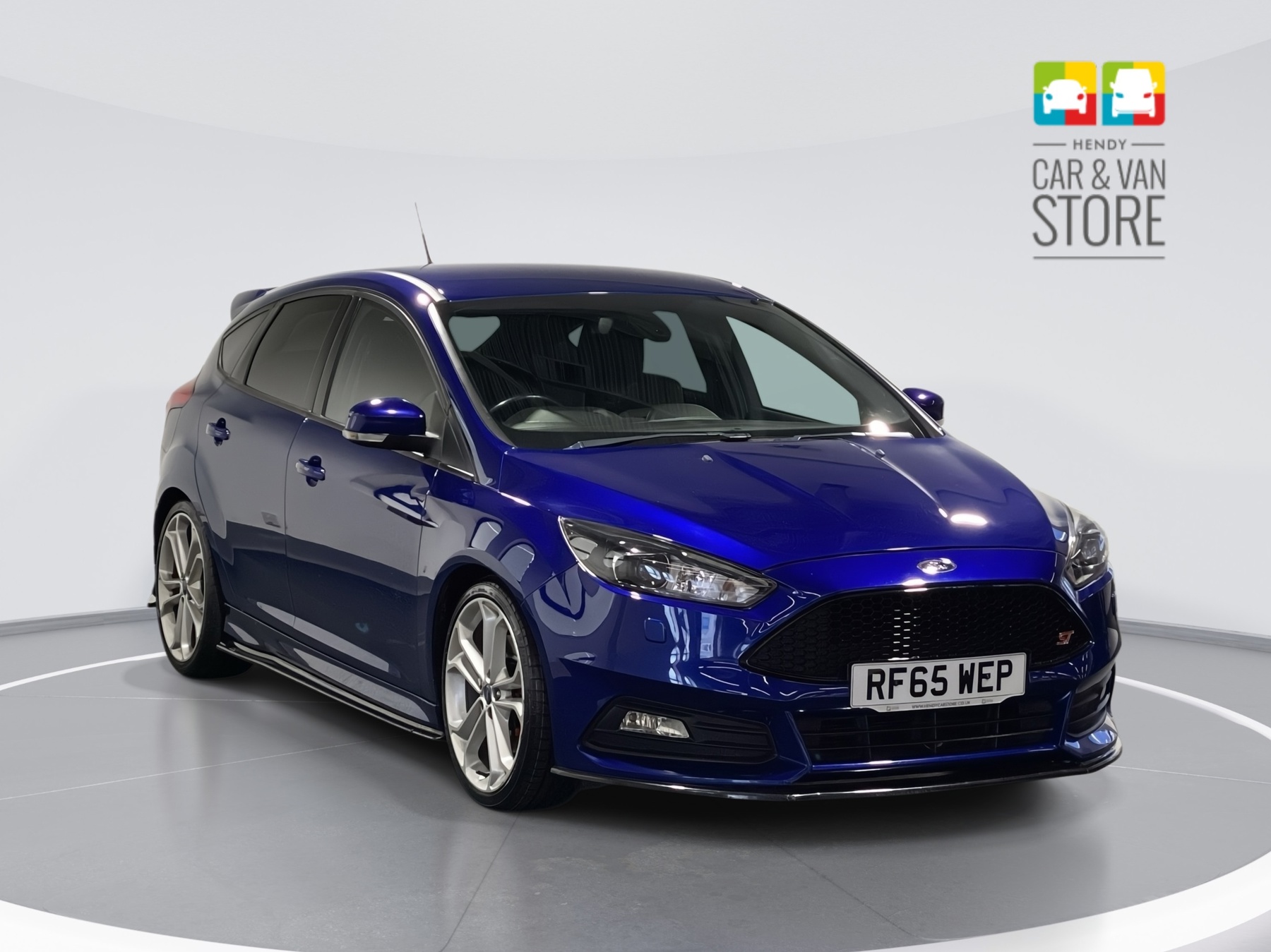 Main listing image - Ford Focus ST