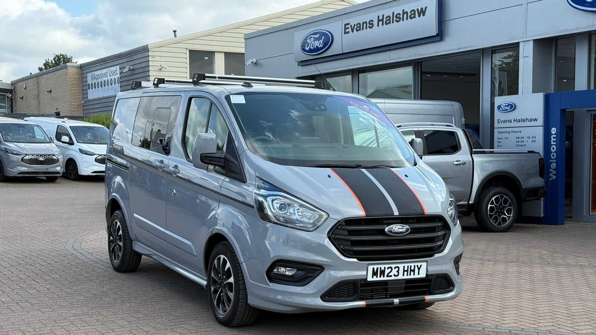 Main listing image - Ford Transit Custom
