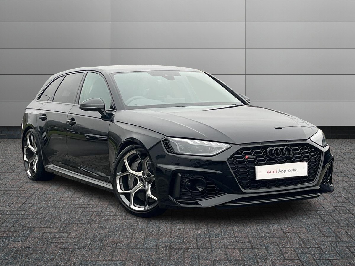 Main listing image - Audi RS4